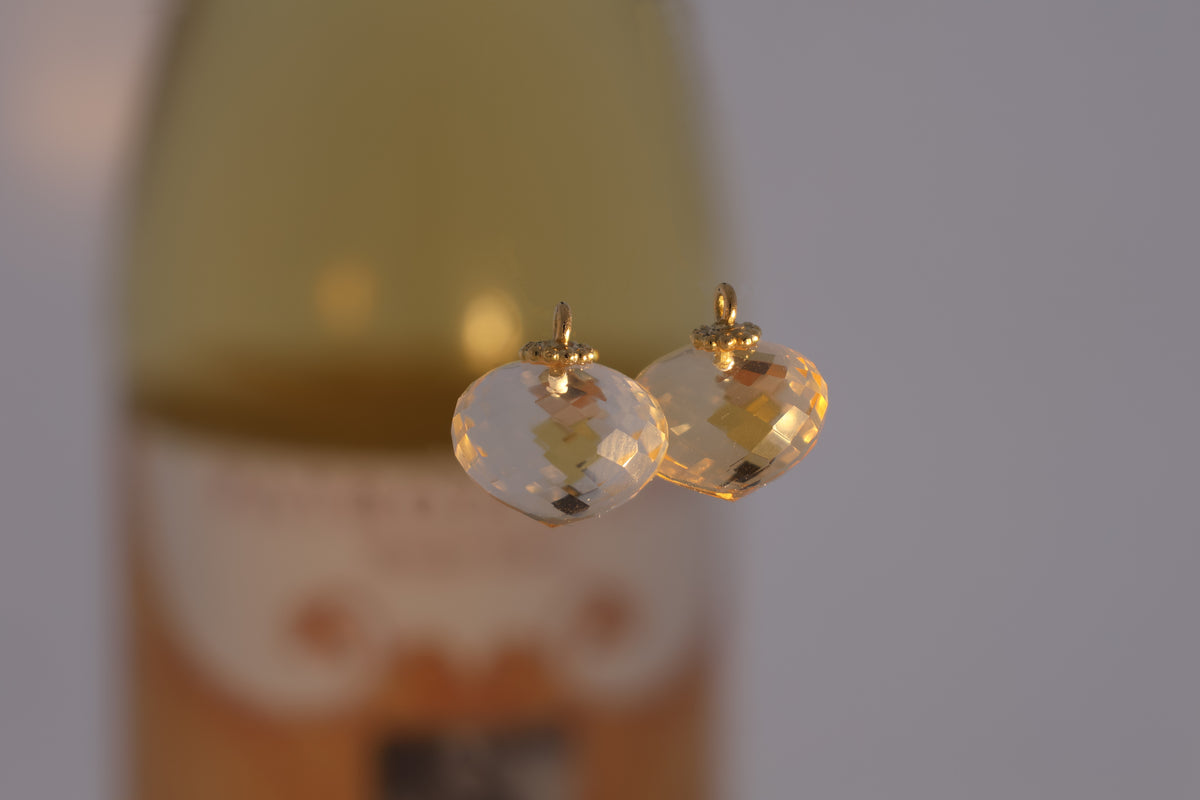 Citrine onion shaped attachements