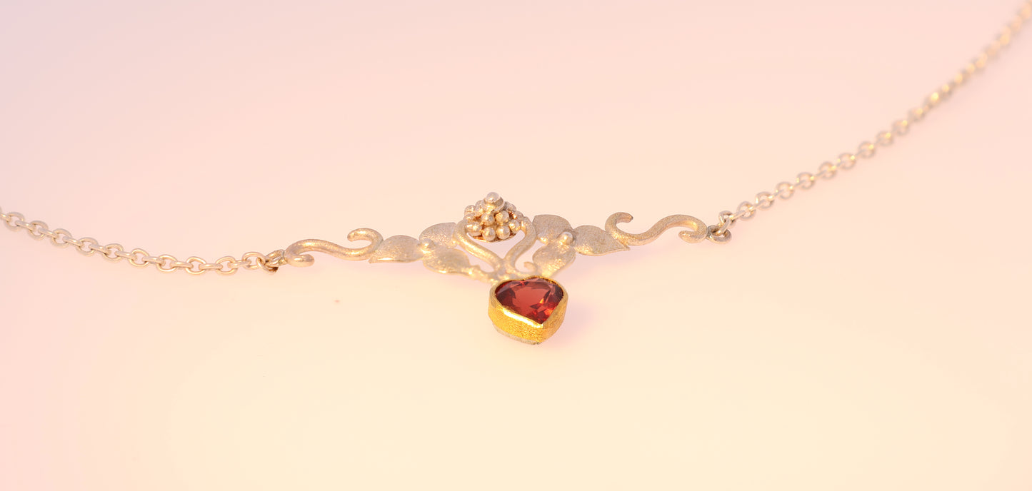 Herzcollier